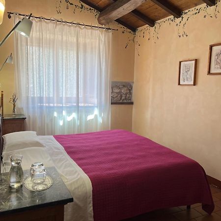 Locanda Sul Lago Santo Stefano Di Sessanio Luaran gambar
