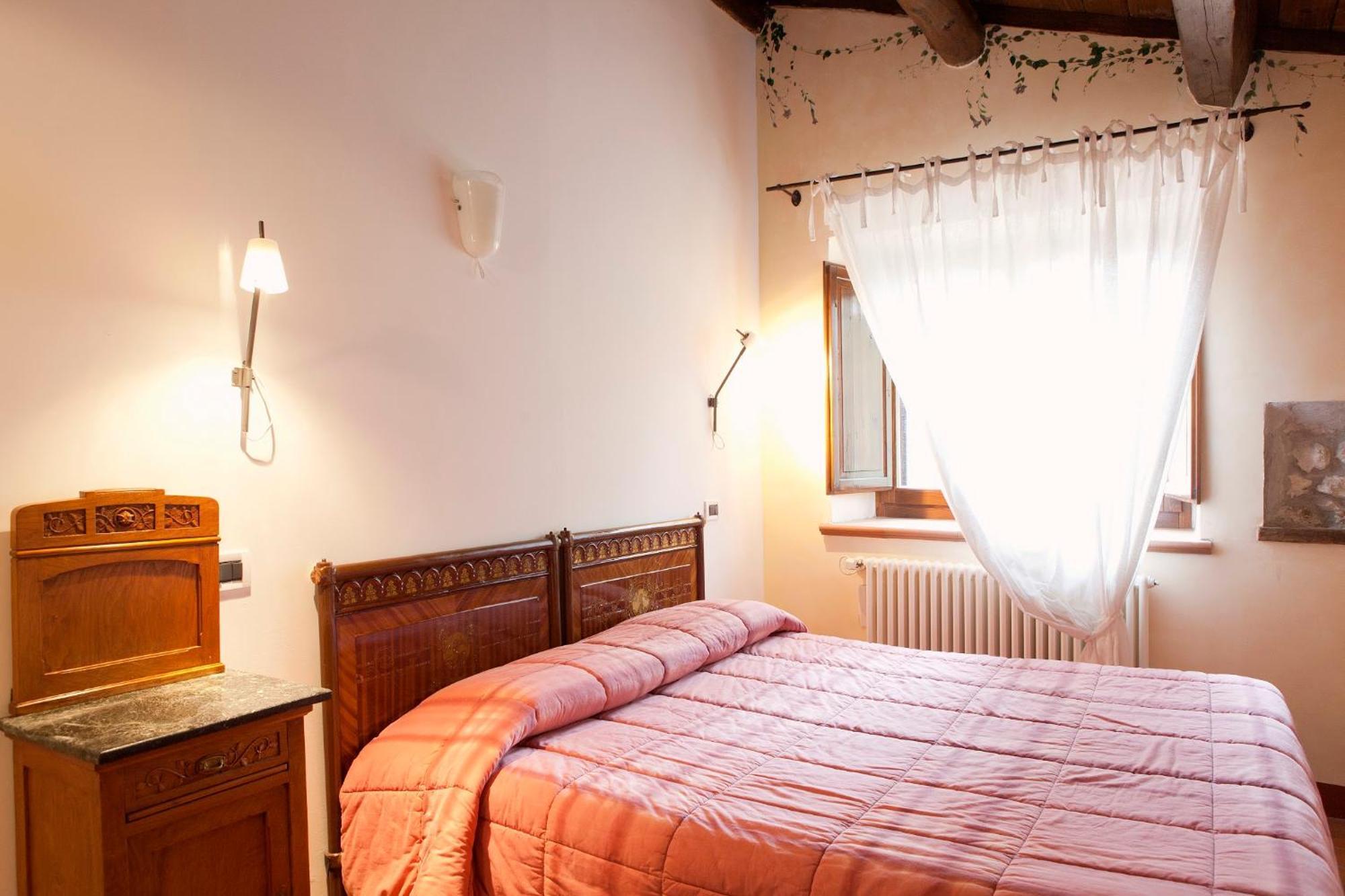 Locanda Sul Lago Santo Stefano Di Sessanio Bilik gambar