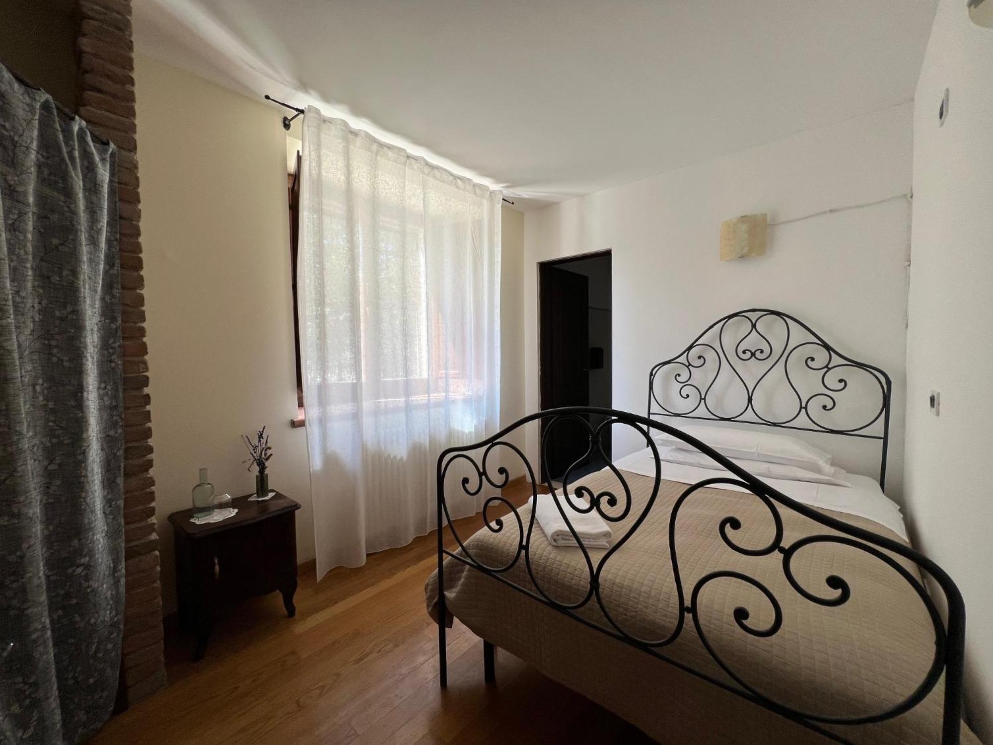Locanda Sul Lago Santo Stefano Di Sessanio Luaran gambar
