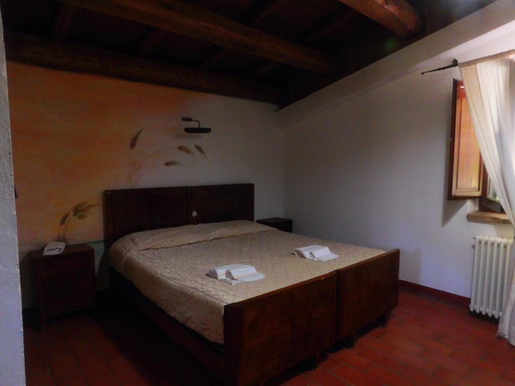 Locanda Sul Lago Santo Stefano Di Sessanio Luaran gambar